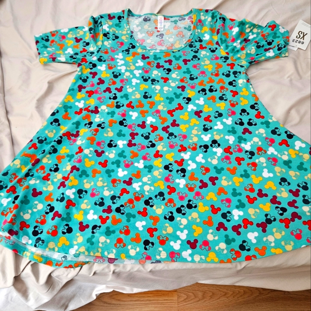 LulaRoe Perfect T Disney Mickey Minnie